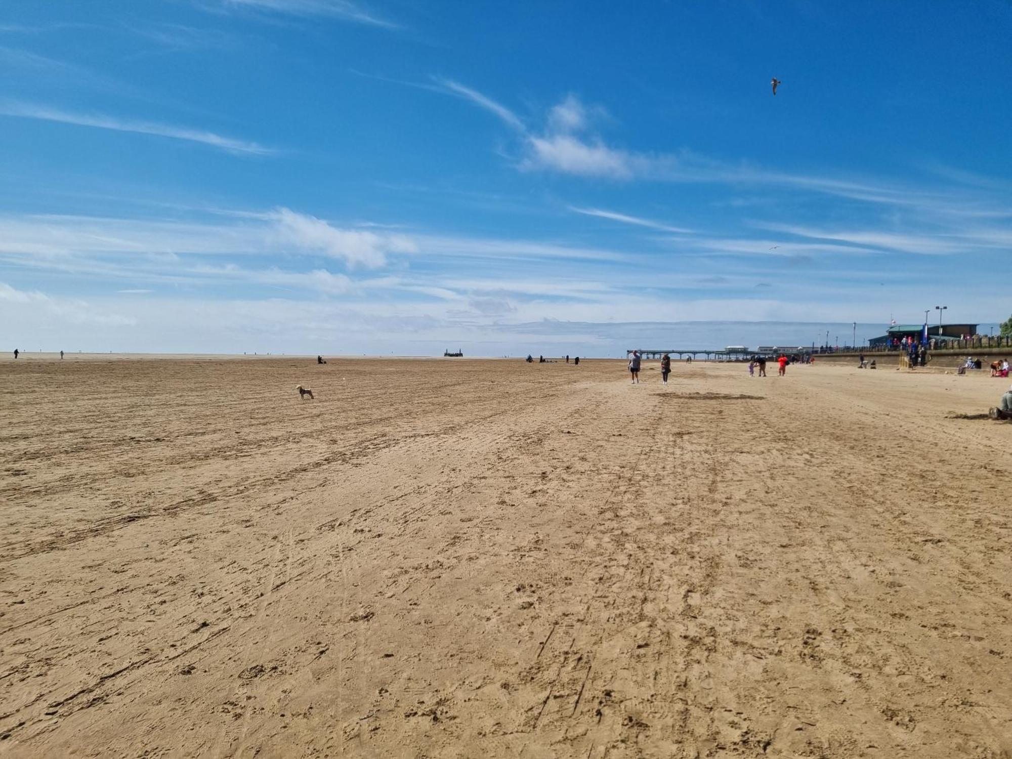 Апартаменты Windmill House Lytham Литам-Сент-Эннс Экстерьер фото