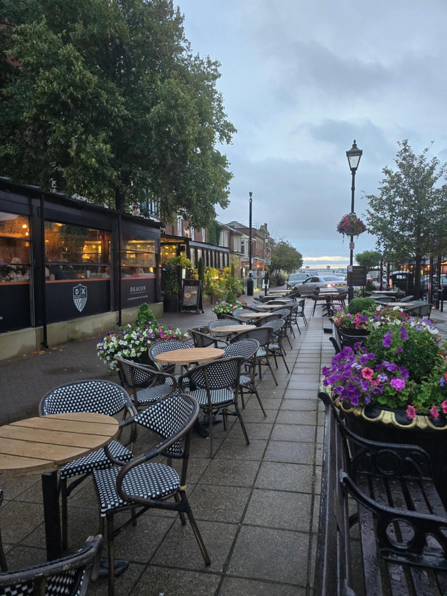 Апартаменты Windmill House Lytham Литам-Сент-Эннс Экстерьер фото
