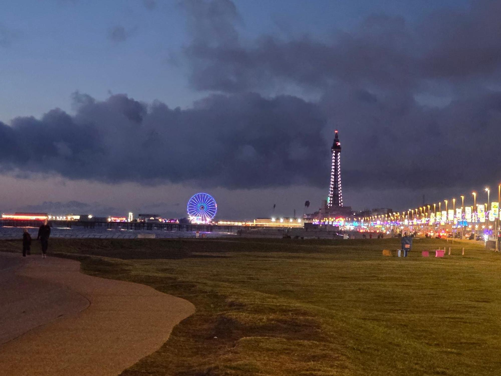 Апартаменты Windmill House Lytham Литам-Сент-Эннс Экстерьер фото